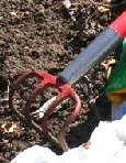 Hoe cultivator by Midwest Gardening