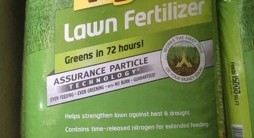 Lawn Fertilizer by Midwest Gardening